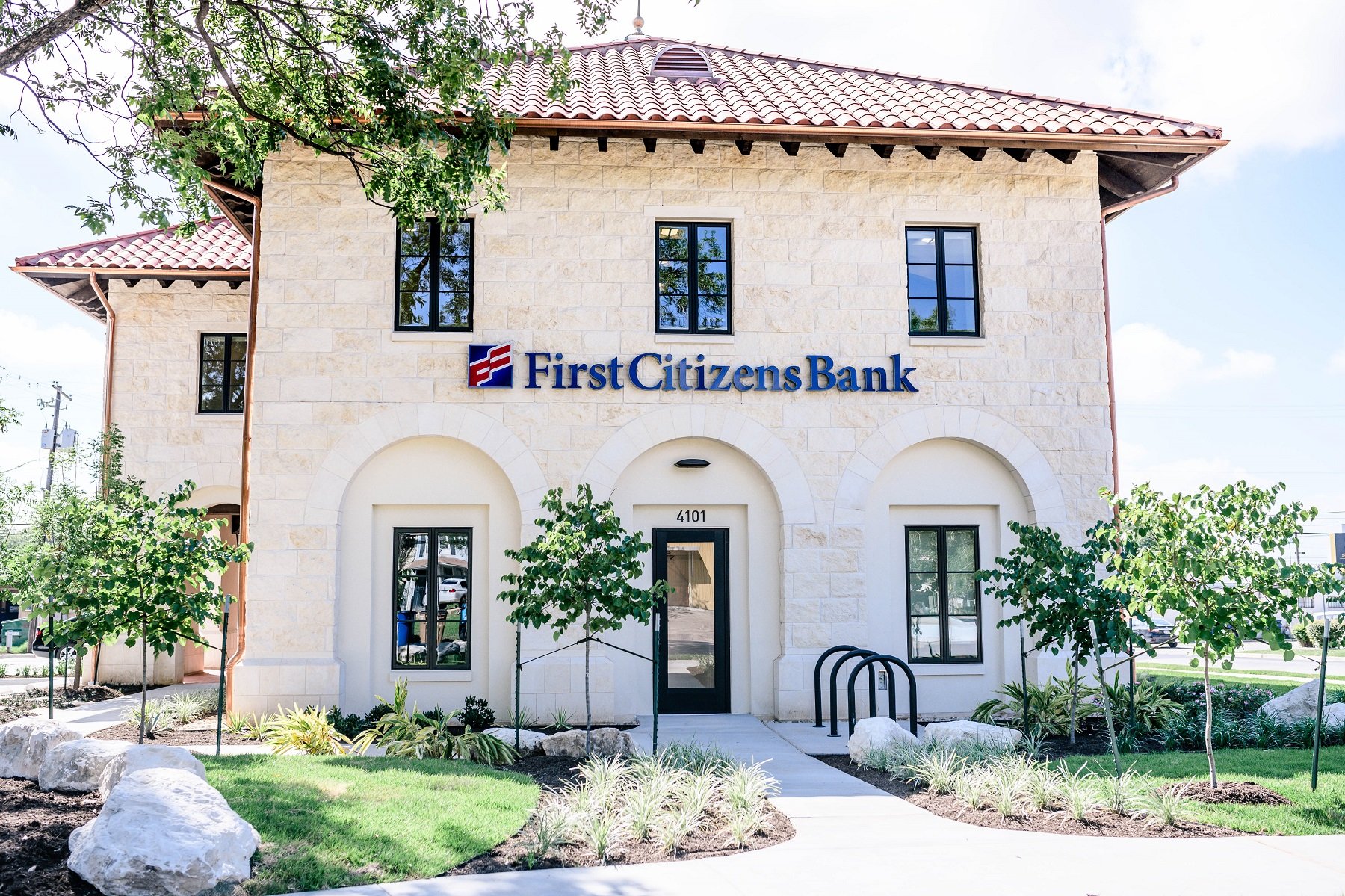 First Citizens Bank in Austin TX completed landscape entrance
