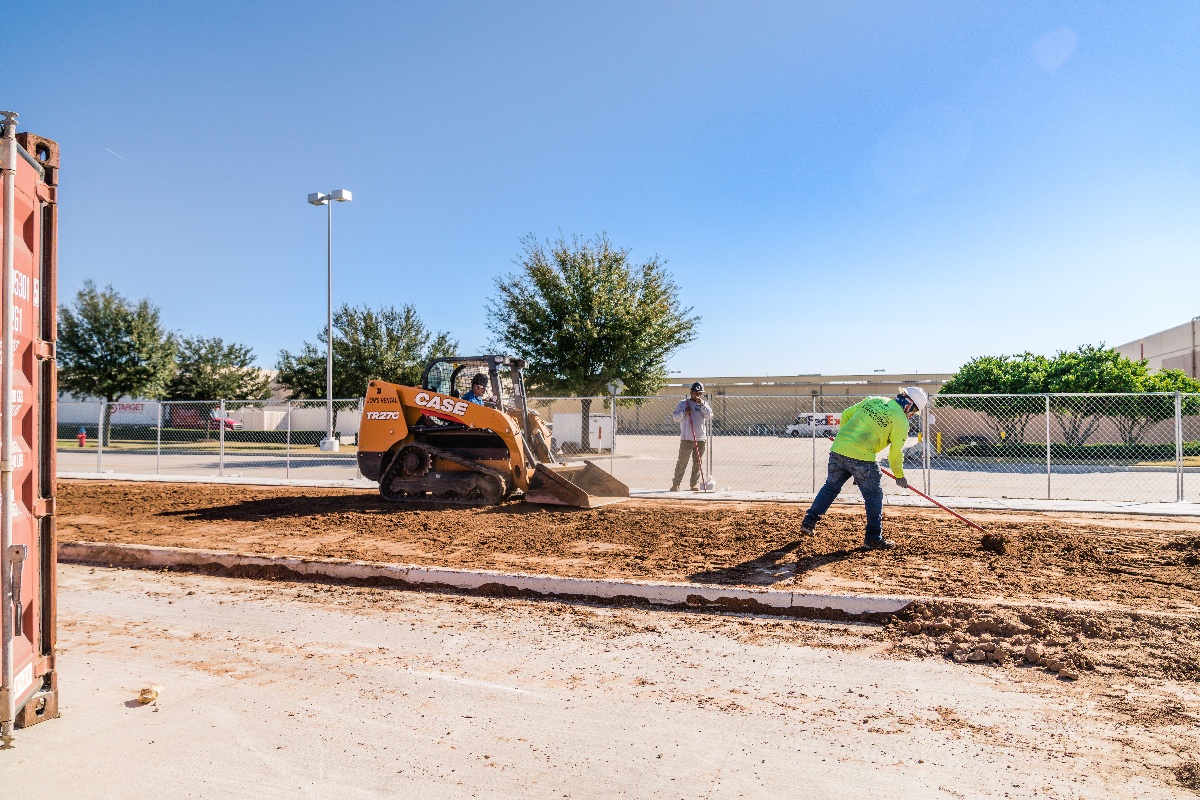 landscapers at Tru and Home2 Suites By Hilton