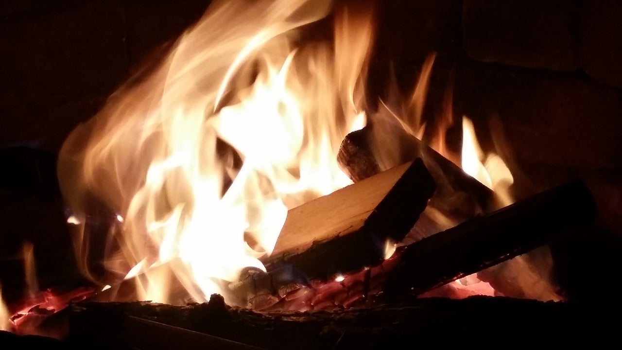 Fire pit on apartment complex landscape